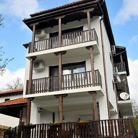 Family Hotel And Restaurant Plamena Oresak Kültér fotó